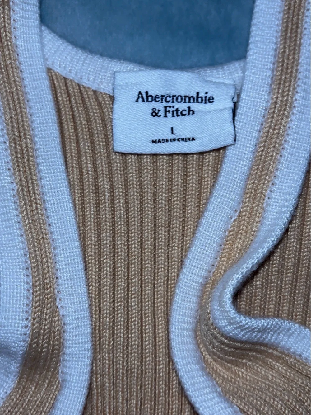 Abercrombie & Fitch Beige Ribbed Tank with White Trim - Picture 2 of 2